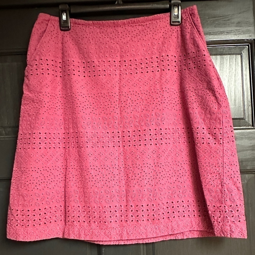 LL Bean Favorite Fit Women’s Size 10 Fuchsia Pink Eyelet Mini Skirt Side Zip